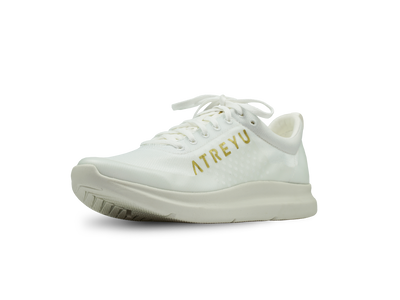 Atreyu Base Model - Lightweight running shoes angle white