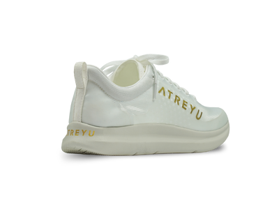 Atreyu Base Model - Lightweight running shoes back angle white